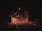 写真:小坪隧道その他4:鎌倉側坑口(友人撮影)。逗子側とだいぶ雰囲気が違うのは気のせいでしょうか?